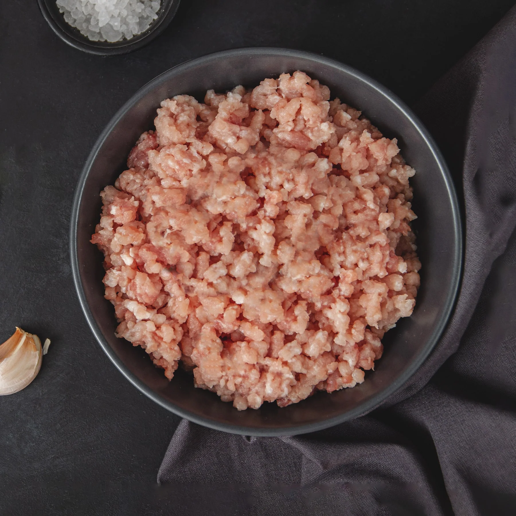 Coarse Ground Sow Meat (vacuumed pack) 5kg